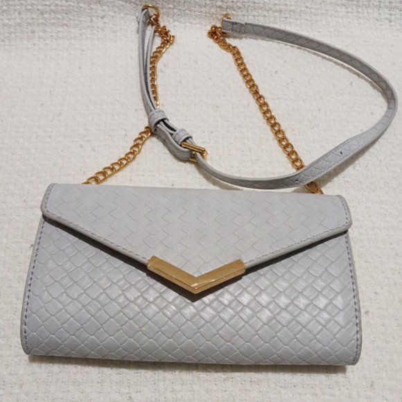 Urban Expressions Hester Gray Crossbody Bag - Picture 4 of 6